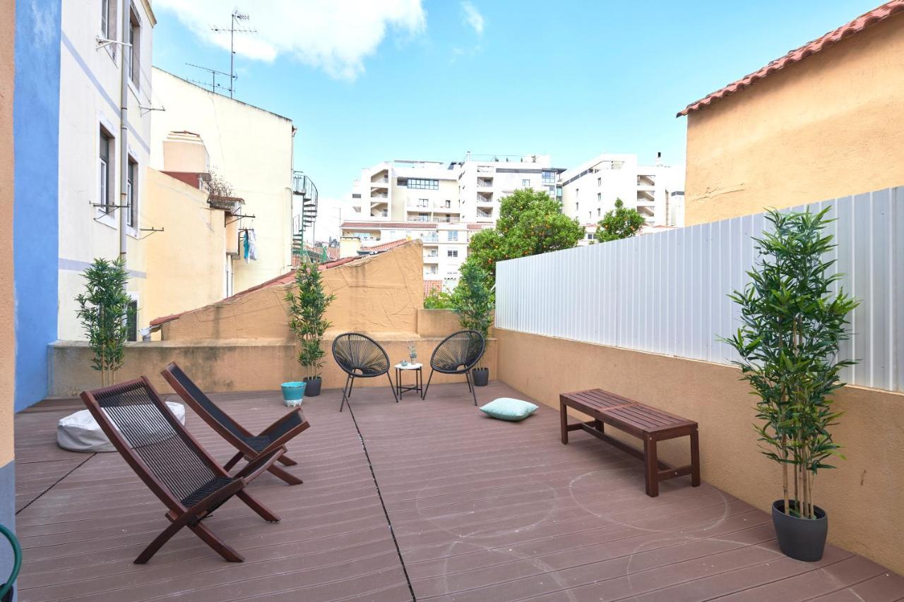Idyllic Lisbon Apartments With Amazing Courtyard, By Timecooler المظهر الخارجي الصورة